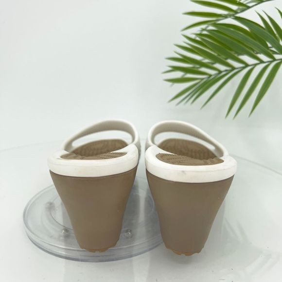 Crocs Sassari Slide Sandal Women's Size 7 Brown White Rubber Slip On Shoes - Picture 8 of 14